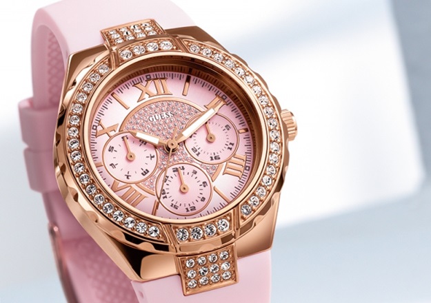 guess-pink-watch-2014-close-up