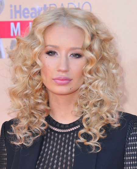 ....March 29 2015, LA....Iggy Azalea arriving at the 2015 iHeartRadio Music Awards at The Shrine Auditorium on March 29, 2015 in Los Angeles, California. ....By Line: Peter West/ACE Pictures......ACE Pictures, Inc...tel:Email: Photo via Newscom