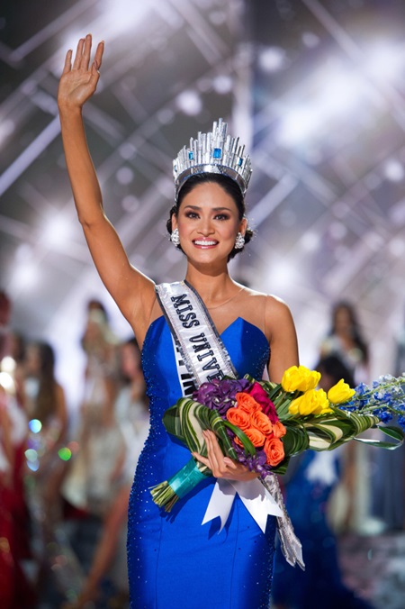Pia Alonzo Wurtzbach, Miss Philippines is crowned Miss Universe 2015, onstage during the Miss Universe Pageant competition at Planet Hollywood Resort & Casino in Las Vegas, Nevada on December 20, 2015. Photo by Darren DeckerUPI Photo via Newscom