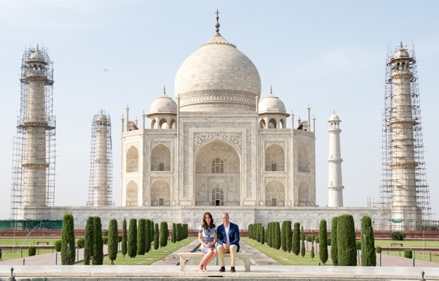 Catherine, Duchess of Cambridge, wearing a Naeem Khan dress and Prince William, Duke of Cambridge visit the Taj Mahal in Agra, India Featuring: Catherine, Duchess of Cambridge, Kate Middleton, Prince William, Duke of Cambridge Where: Agra, India When: 16 Apr 2016 Credit: WENN.com **Not available for publication in France**