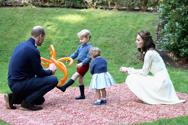 Mandatory Credit: Photo by REX/Shutterstock (6047574a) Catherine, Duchess of Cambridge, Princess Charlotte of Cambridge and Prince George of Cambridge, Prince William, Duke of Cambridge at a children's party for Military families The Duke and Duchess of Cambridge visit Canada - 29 Sep 2016 Prince William, Duke of Cambridge, Catherine, Duchess of Cambridge, Prince George and Princess Charlotte are visiting Canada as part of an eight day visit to the country taking in areas such as Bella Bella, Whitehorse and Kelowna