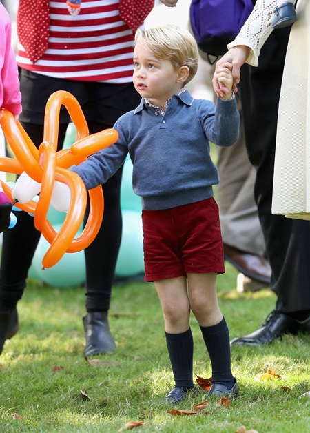 Mandatory Credit: Photo by REX/Shutterstock (6047574am) Prince George of Cambridge plays with bubbles at a children's party for Military families The Duke and Duchess of Cambridge visit Canada - 29 Sep 2016 Prince William, Duke of Cambridge, Catherine, Duchess of Cambridge, Prince George and Princess Charlotte are visiting Canada as part of an eight day visit to the country taking in areas such as Bella Bella, Whitehorse and Kelowna
