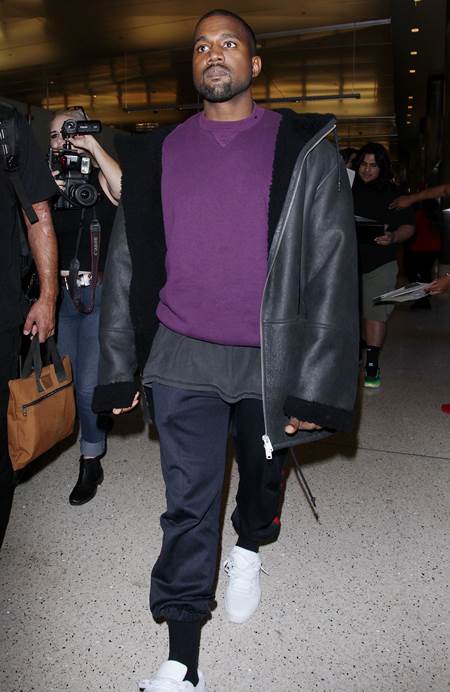 Pictured: Kanye West Mandatory Credit © CALA/Broadimage Kanye West arrives at the Los Angeles International Airport 11/11/16, Los Angeles, California, United States of America Broadimage Newswire Los Angeles 1+ (310) 301-1027 New York 1+ (646) 827-9134 sales@broadimage.com http://www.broadimage.com