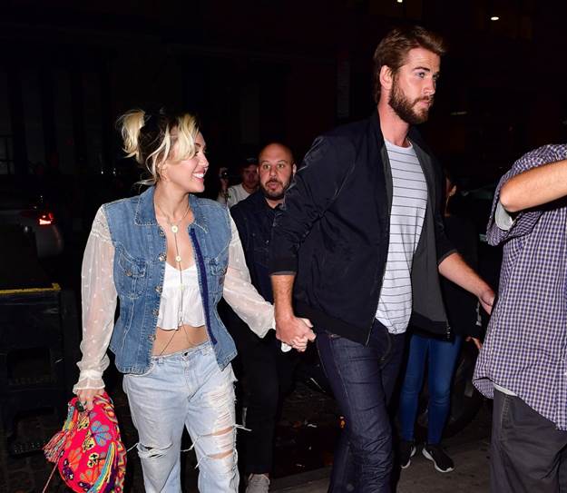 miley-cyrus-liam-hemsworth-out-nyc-september-2016