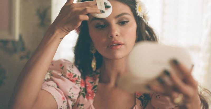 Tiru Solekan Dreamy Selena Gomez Untuk De Una Vez