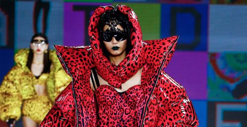 90an Dan Gaya Robot Dolce & Gabbana Fall 2021 RTW.