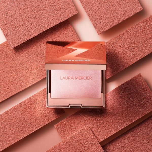 EDISI TERHAD ROSEGLOW HIGHLIGHTING POWDER, RM187