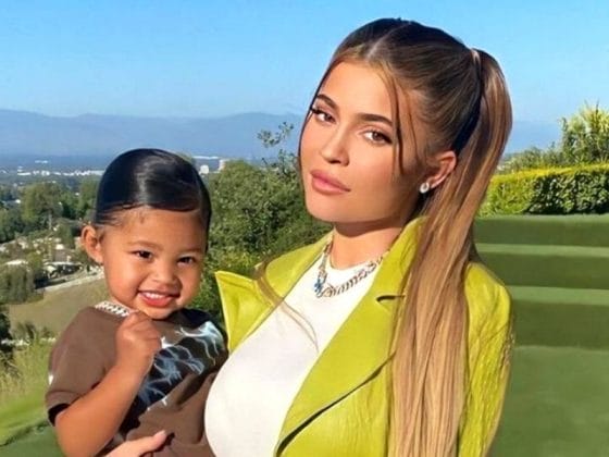 Selamat Bersalin, Kylie Jenner Berkongsi Foto Anak Kedua