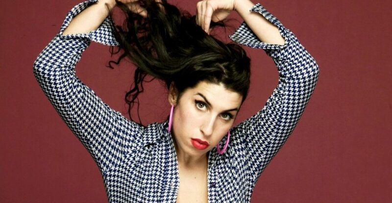 Menjadi Rebutan, Koleksi Memorabilia Amy Winehouse Berjaya Meraih RM17 Juta