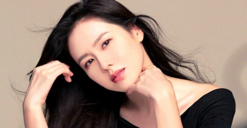 Son Ye Jin Berkongsi Lima Rahsia Awet Muda