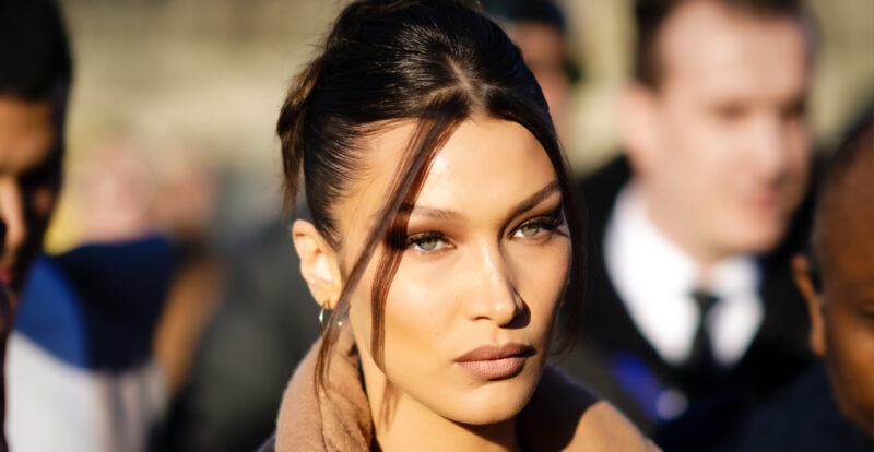 Bella Hadid Dari Model Kini Seorang Pelakon Komedi