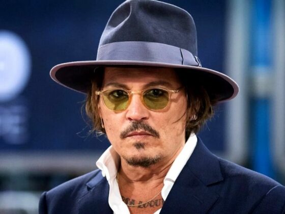 Identiti Teman Wanita Johnny Depp Akhirnya Terbongkar