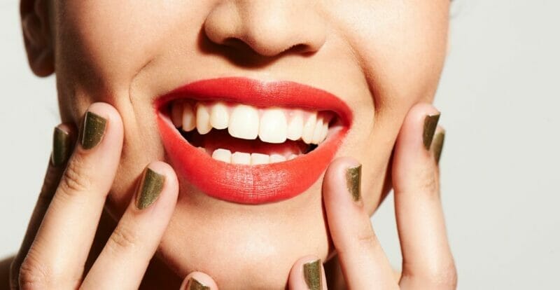 Gincu Bogel: Cara Memilih Warna Yang Sesuai Dengan Ton Kulit Anda Gincu Bogel: Cara Memilih Warna Yang Sesuai Dengan Ton Kulit Anda