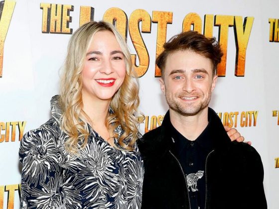 Daniel Radcliffe Dirakam Bersama Anak Sulung Di Sekitar New York City