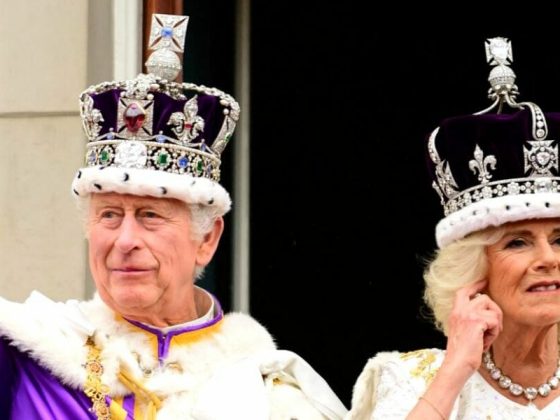 Upacara Pertabalan: Raja Charles III Langgar Tradisi Dengan Persalinan Moden