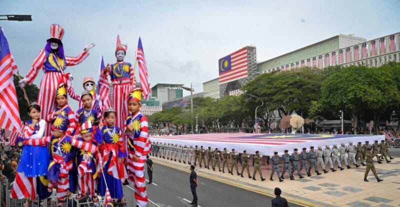 Hari Kebangsaan 2025: Lot Parking Kenderaan Awam Di Putrajaya