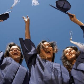 Do’s & Don’ts Semasa Hari Graduasi: Elak Kesilapan Biasa Pelajar